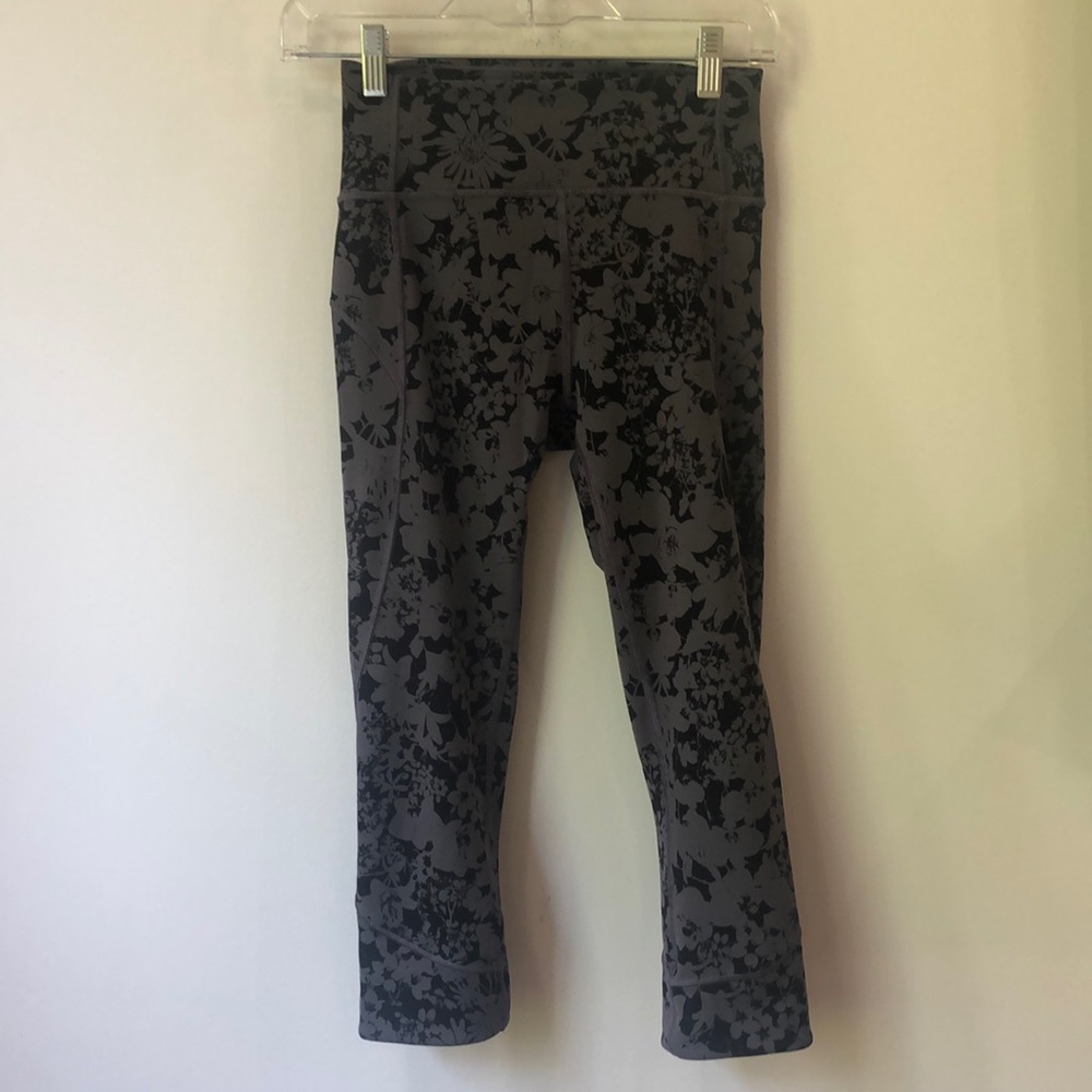Lululemon Black & Grey Flower Print Capri